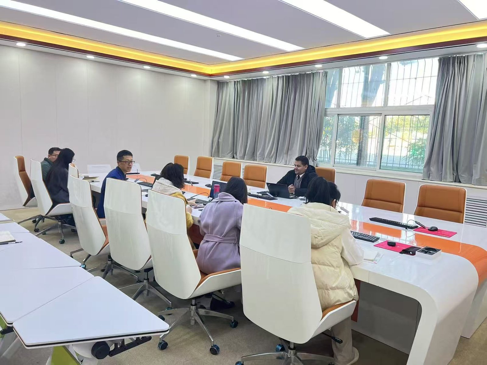 7edc0bcdddca00ec555eb948a2145e55